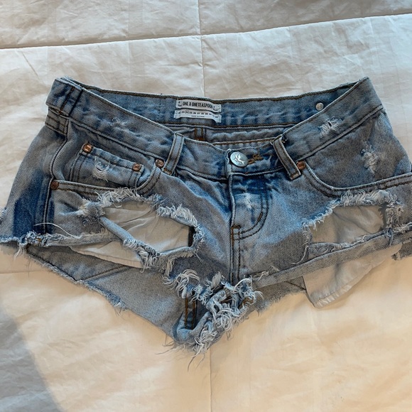 Low Rise One Teaspoon Shorts Size 24 